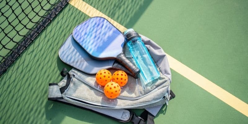 What To Look For When Purchasing A Pickleball Paddle