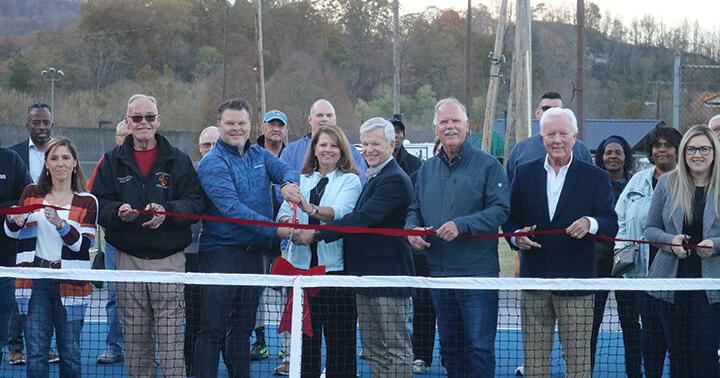 Members Of The Williamson Parks And Recreation Commission, Along With Financial Contributors And Local Community Leaders, Cut The Ribbon For The Park System’s New Pickleball Courts. The New Facility Was Dedicated To The Memory Of The Late Scott Poole.